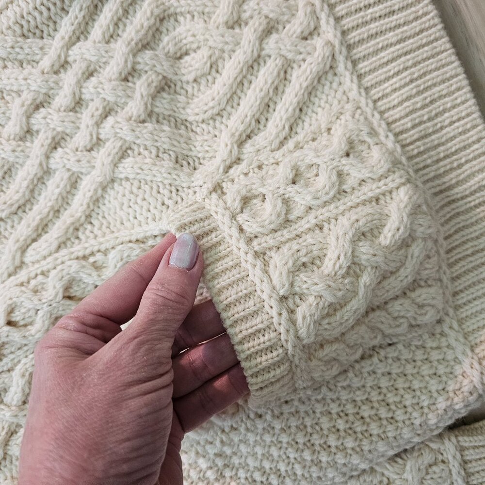 NWT Aran Mor 100% Wool Cable Knit Cream/Ivory Women's Sweater Size M - Picture 7 of 13